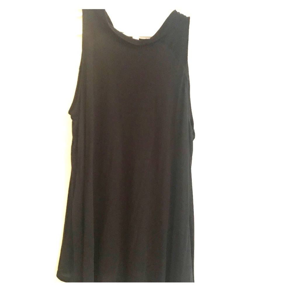 ALO Yoga black tank crochet detail back